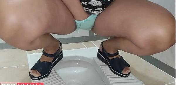  Hot sexy pee panties girl public toilet